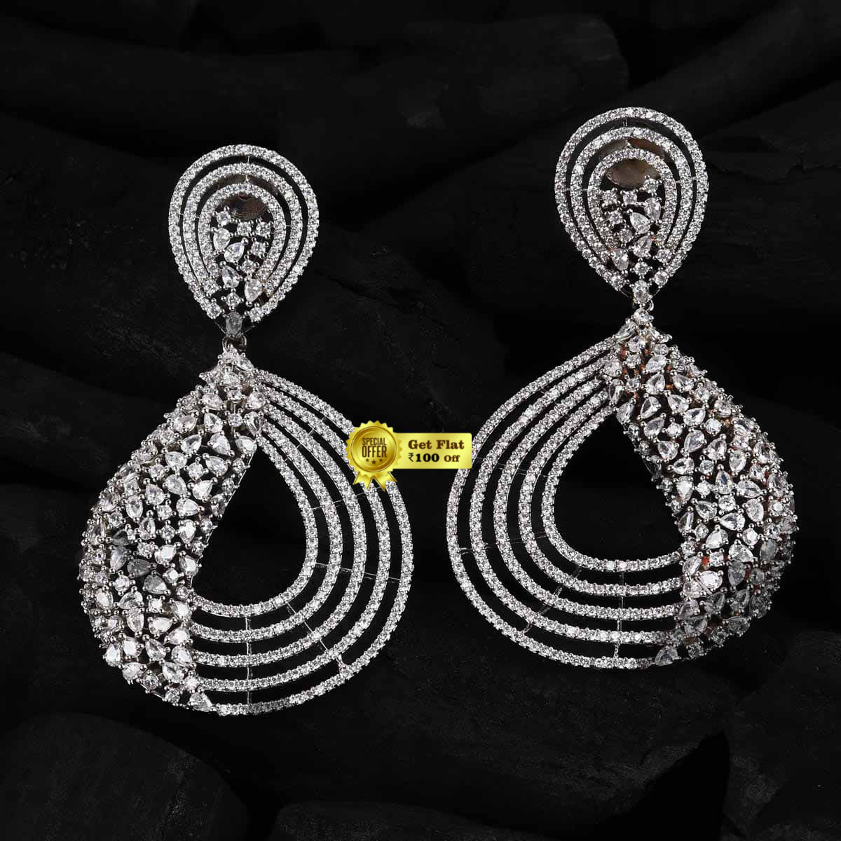 Luxury & Fashionable Designer Earring Set